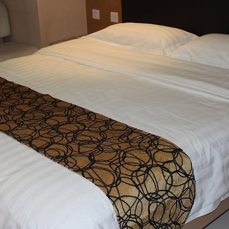 Ju Ya Hotel Сиань Экстерьер фото