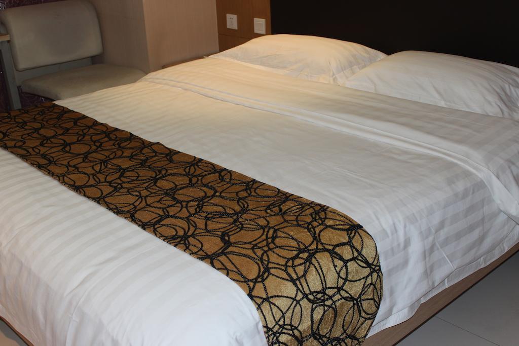 Ju Ya Hotel Сиань Экстерьер фото